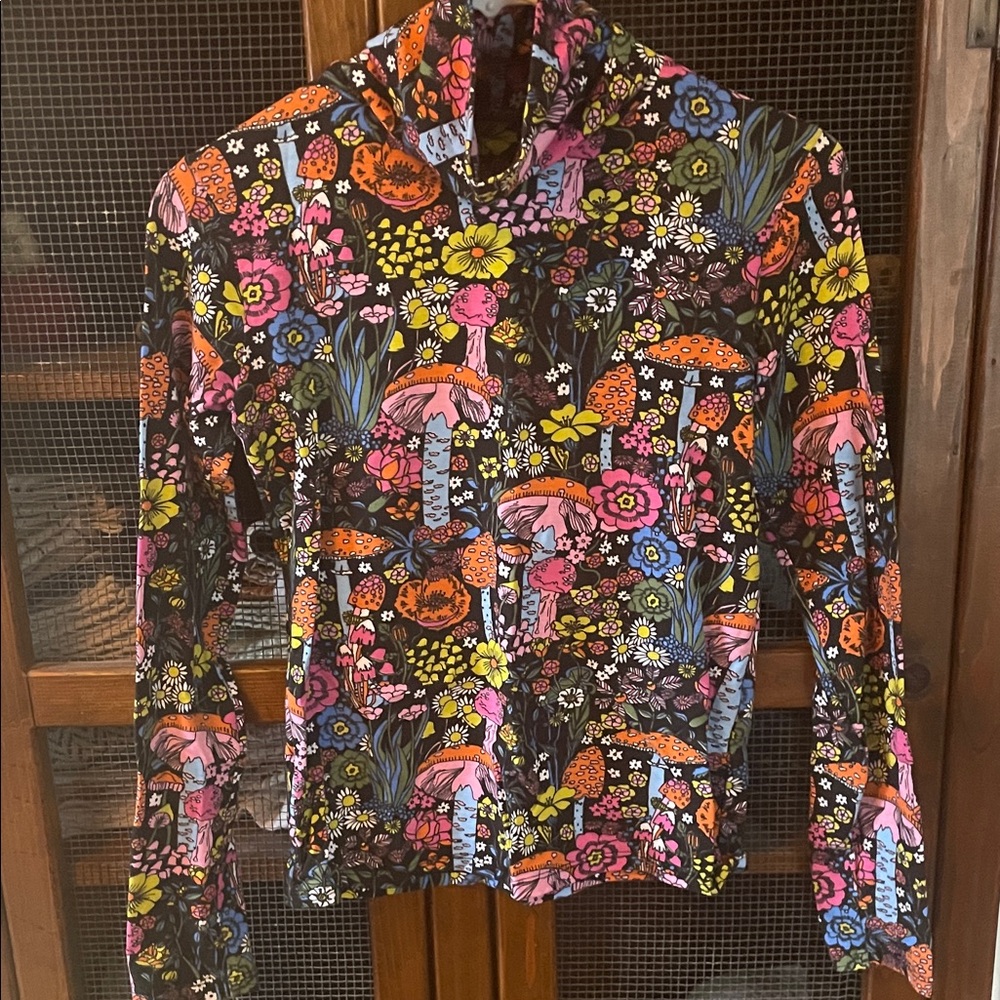 Nooworks Magic Mushroom Turtleneck Small Excellent Condition